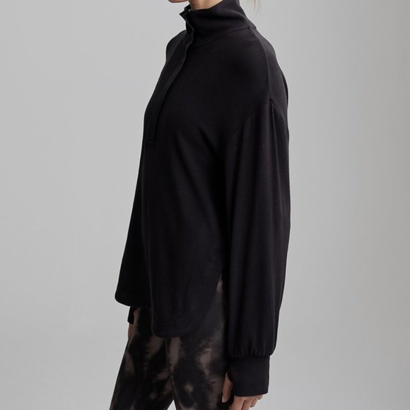 Varley Roeder Half Zip MidLayer BRAND NWT! NEVER WORN! MSRP:$138 - Picture 3 of 9